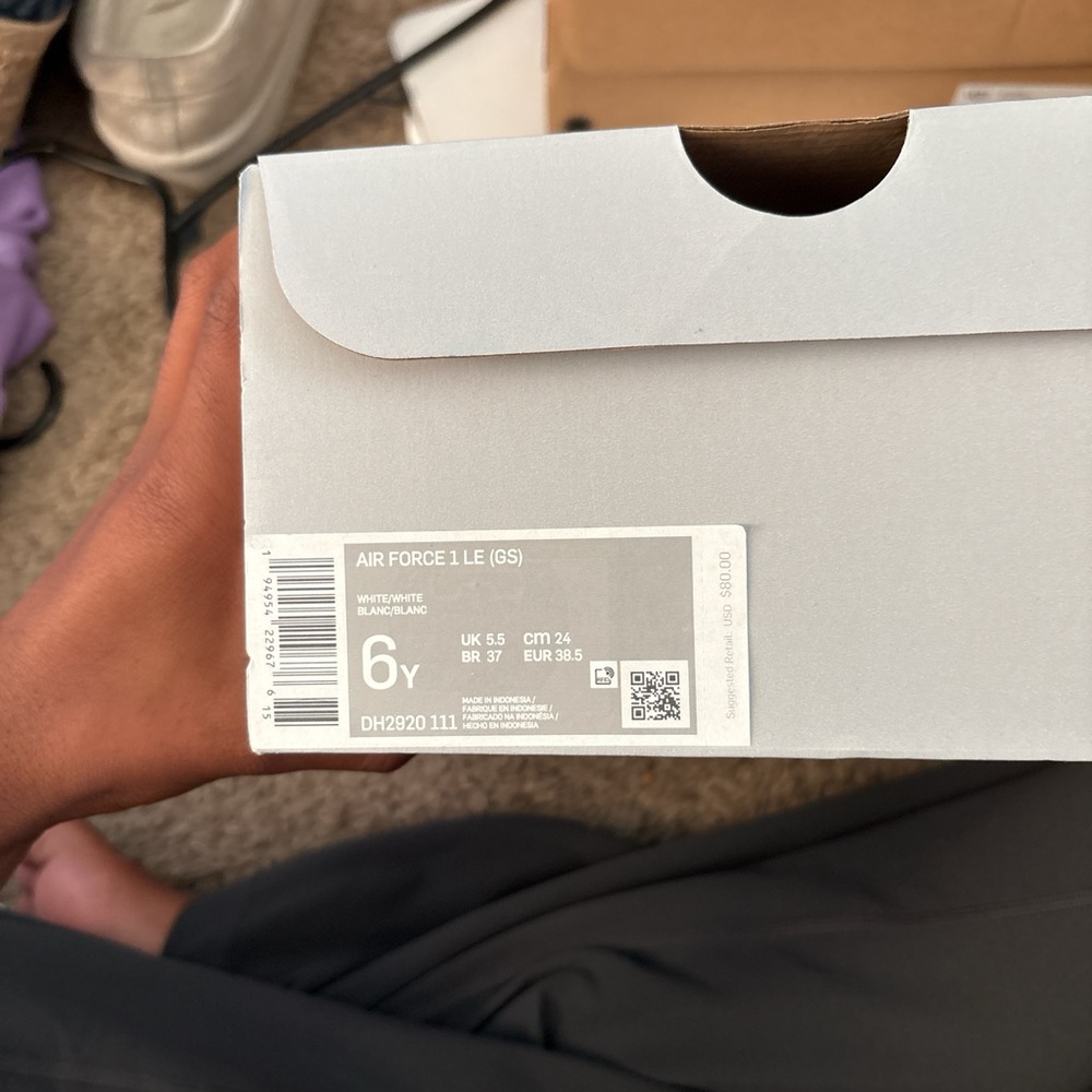 Nike Air Force 1 LE (GS) White Shoes